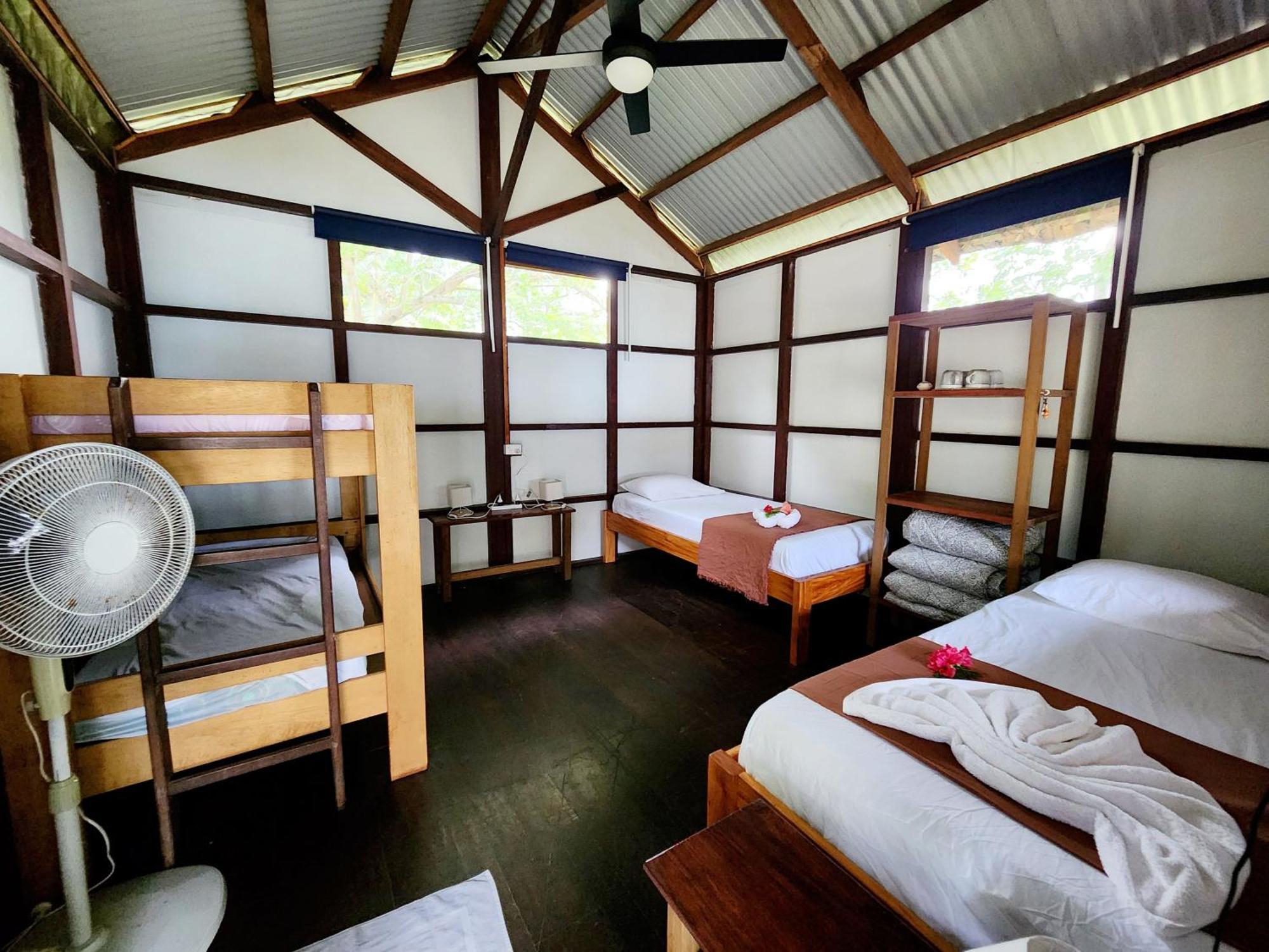 Matevulu Lodge Luganville Exterior photo